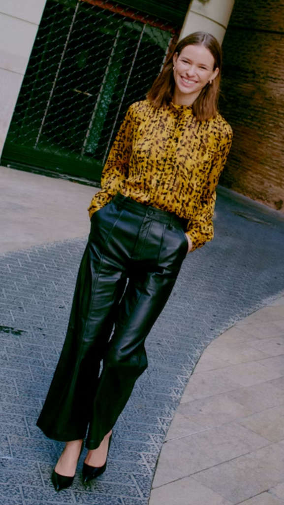 4-A2166 Jadeen Blouse Top