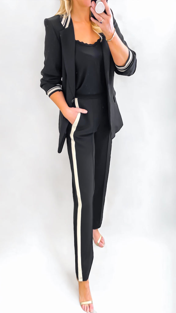 A1217 Black White Stripe Trouser Suit
