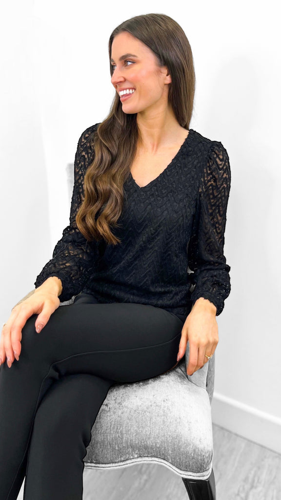 5-A1085 Vifary Black Top