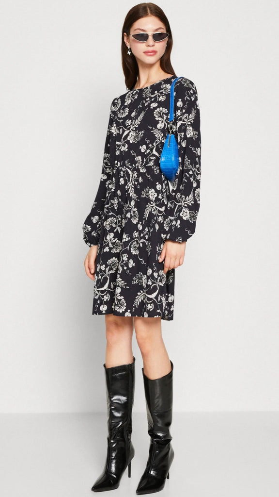 4-A1100 (SIZE 8 ONLY) Vidaisy Navy Print Day Dress