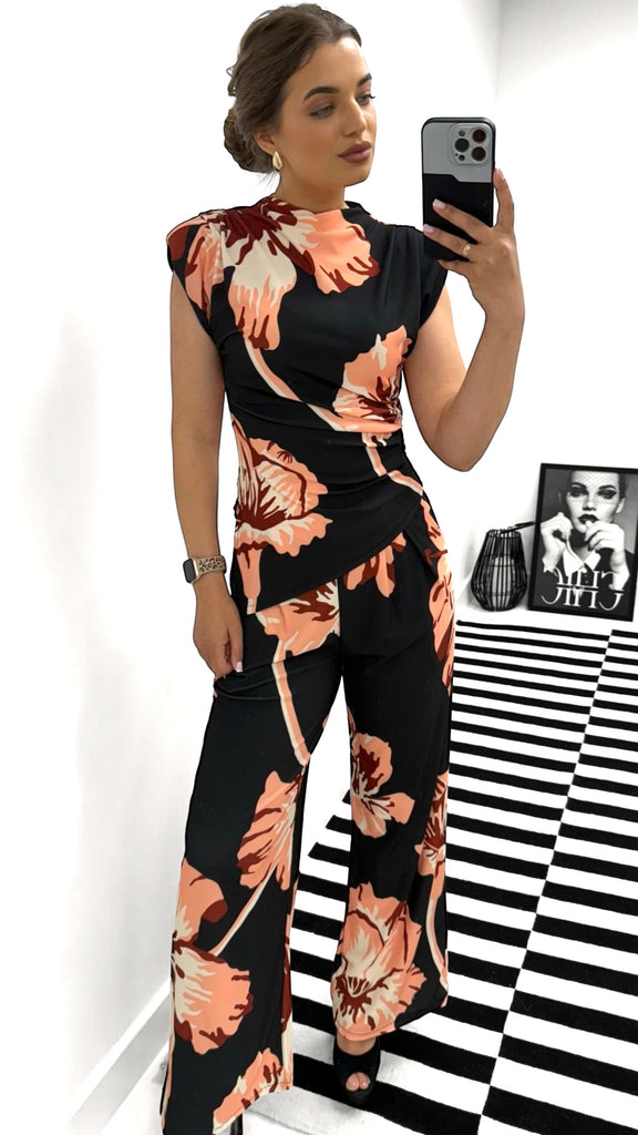 4-A2390 Virginia 2 Piece Trouser Set