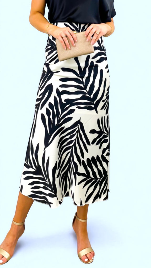 4-A2402 Anita Monochrome Print Skirt