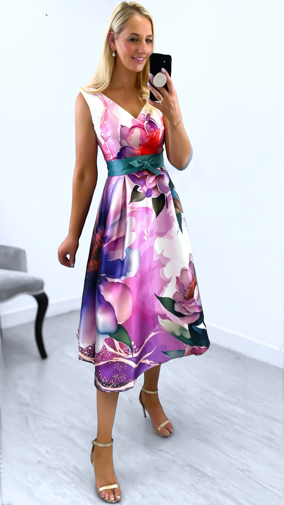 4-A2407B Lora Floral Flare Dress