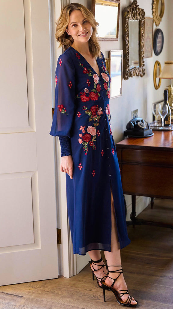 A2584 Hope & Ivy Jodie Embroidered Dress