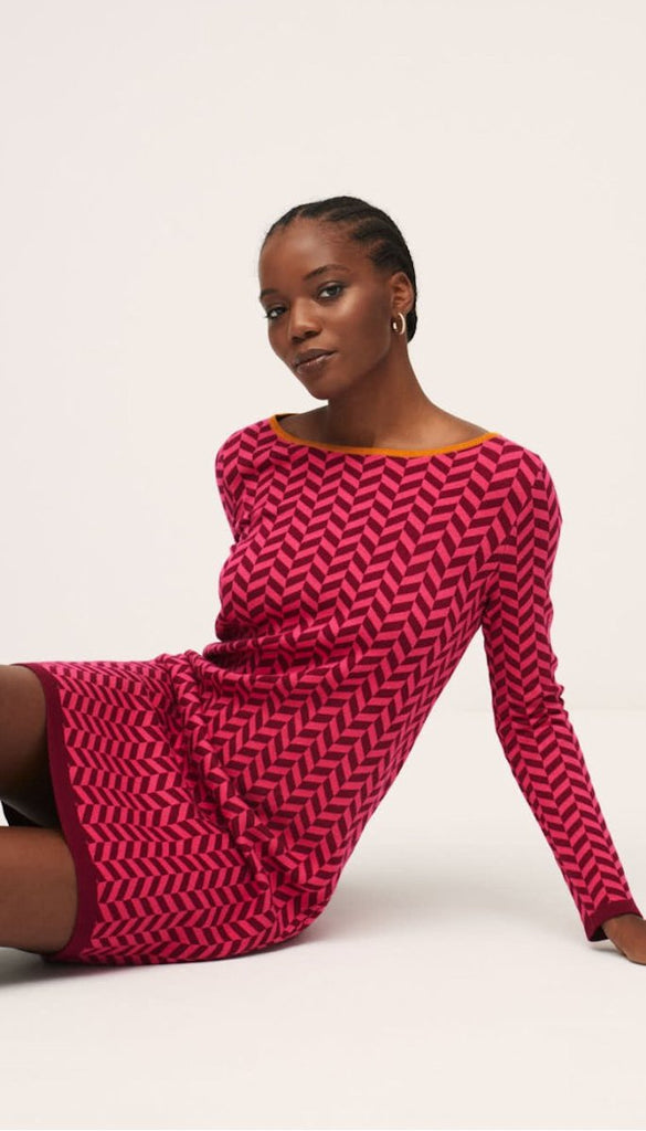 4-A0130 - (SIZES 8,16,18) - Tricot Fuschia Tunic Dress