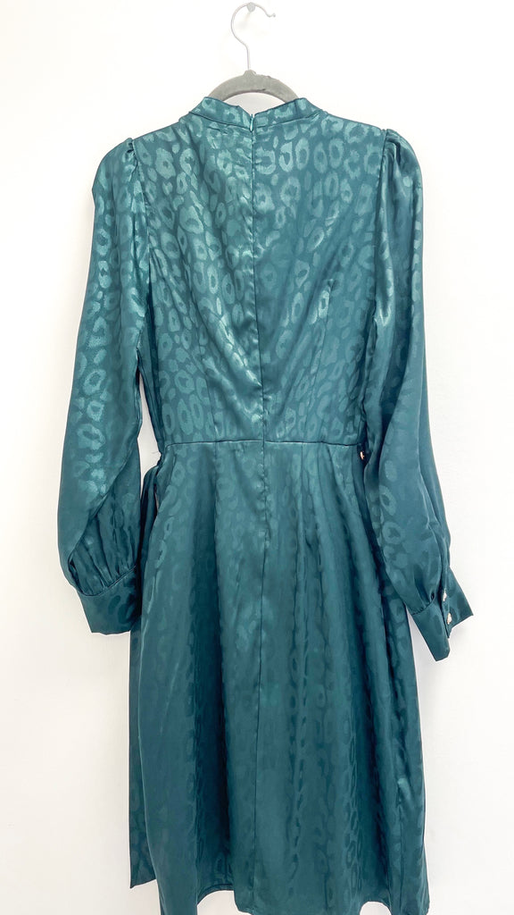 A1177 Green Embossed Nell Dress