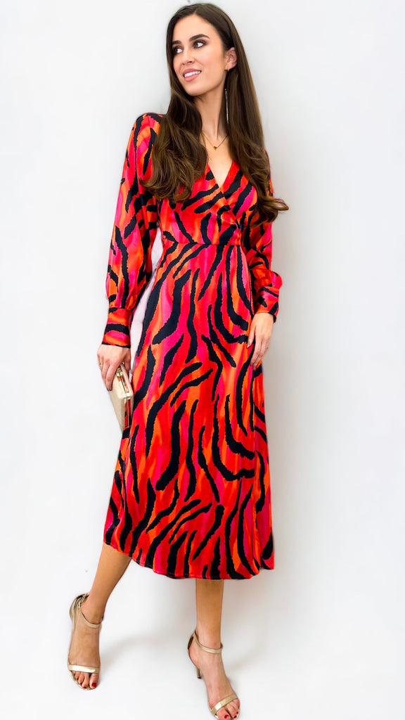 A1051 Vinaria Wrap Dress Midi