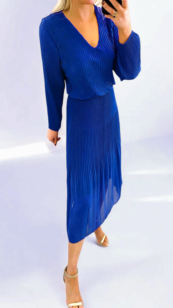 1-A1974 Royal Sleeved Loose Top Dress