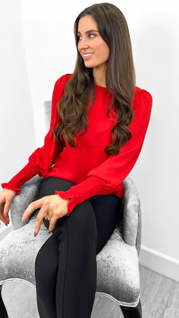 5-A1086 Visanja Red O Neck Top