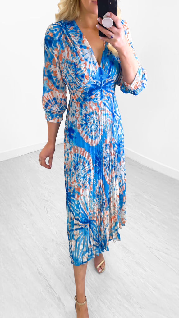 4-A0648 Dreamcatcher Blue Print Pleat Dress