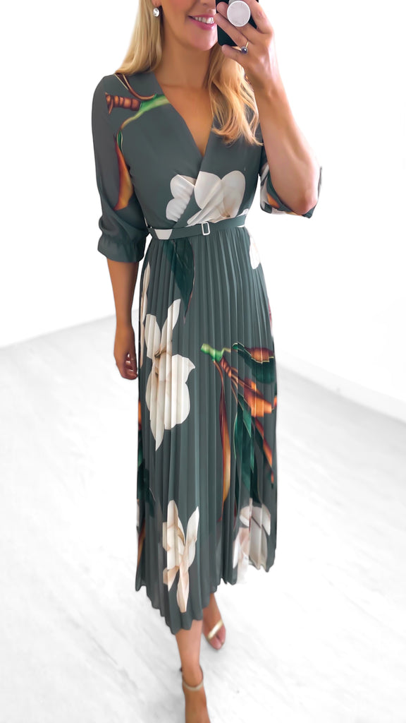 A1028 Khaki Print Pleat Dress