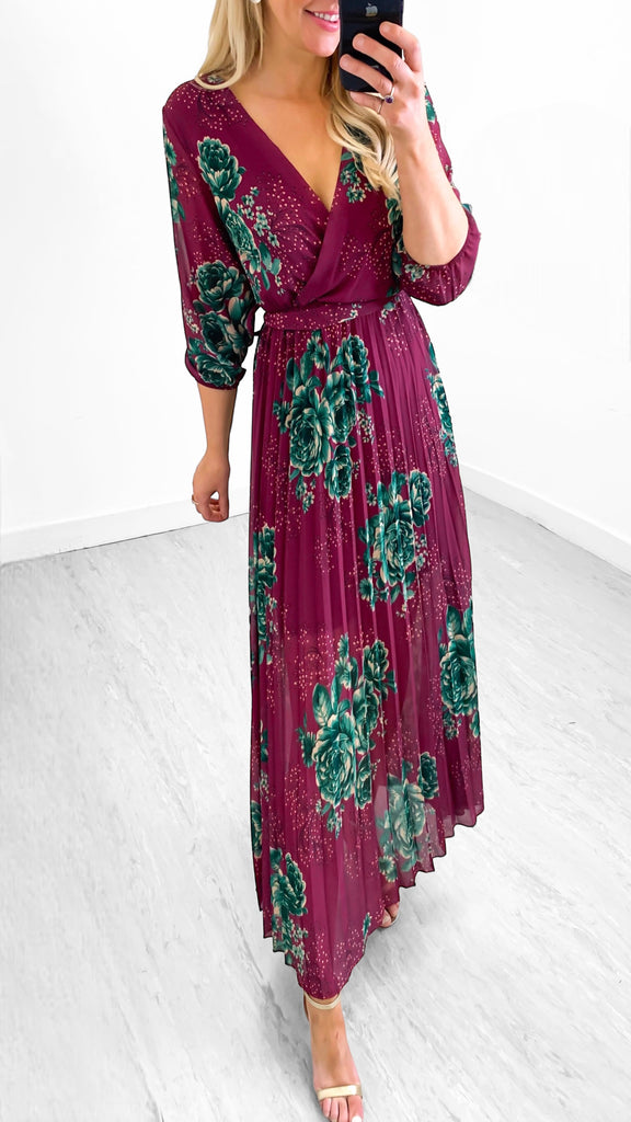 A0982 Gaila Magenta Print Pleat Dress