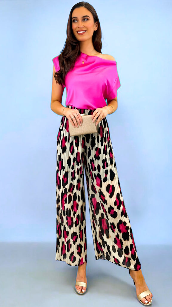 A2354 Tegid Leopard Print Trousers