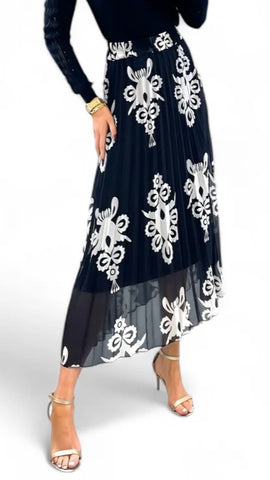 4-A1031 Faces Turtleneck Dress