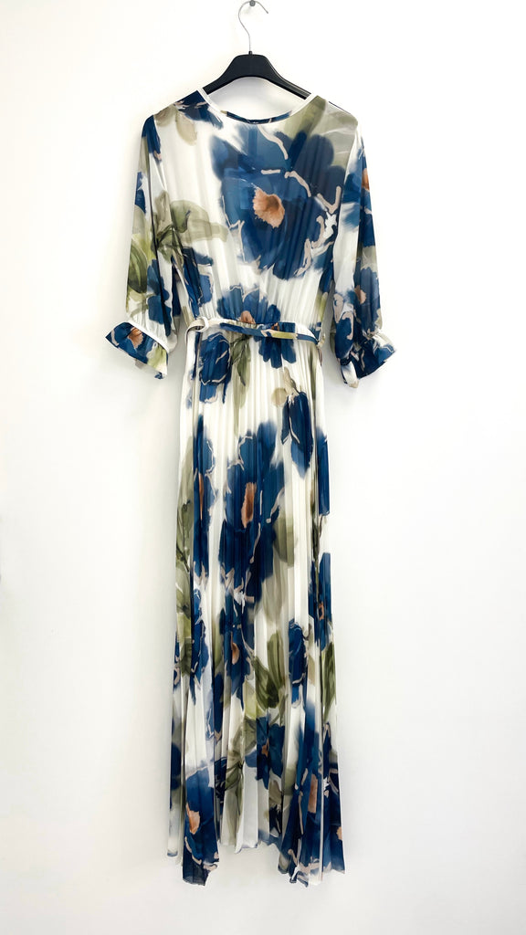 A2324 Blue Floral Inia Pleat Dress