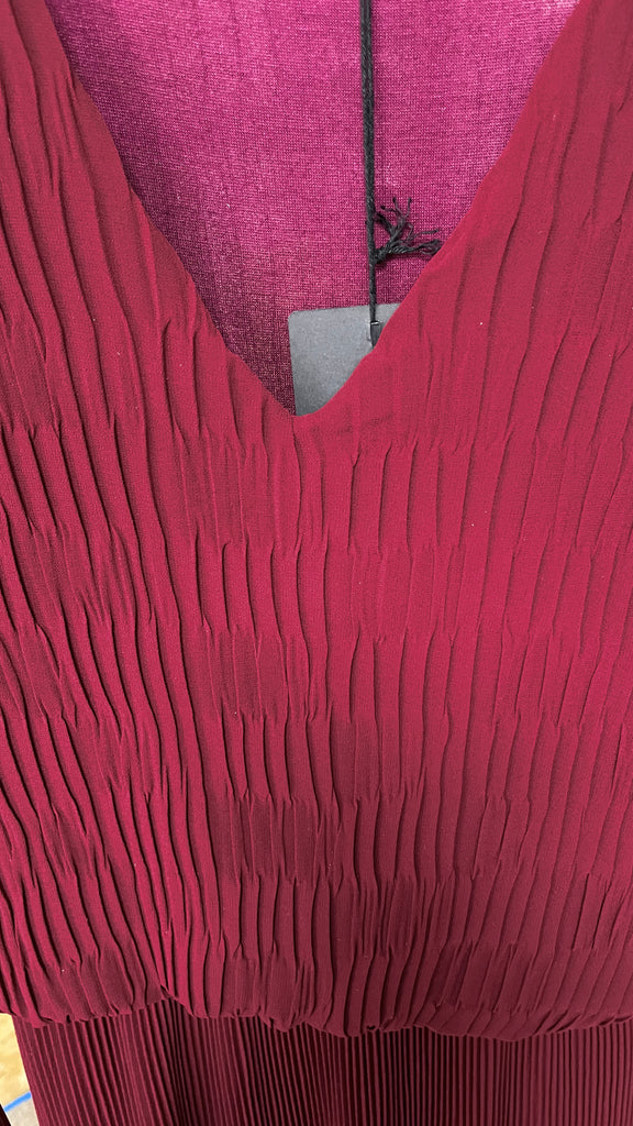 A2717 Burgundy Sleeved Loose Top Dress