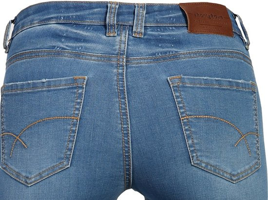 A0746 Rant & Rave Bailey Distressed Jeans