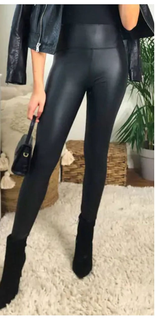 A2528 Black Leather Look Leggings